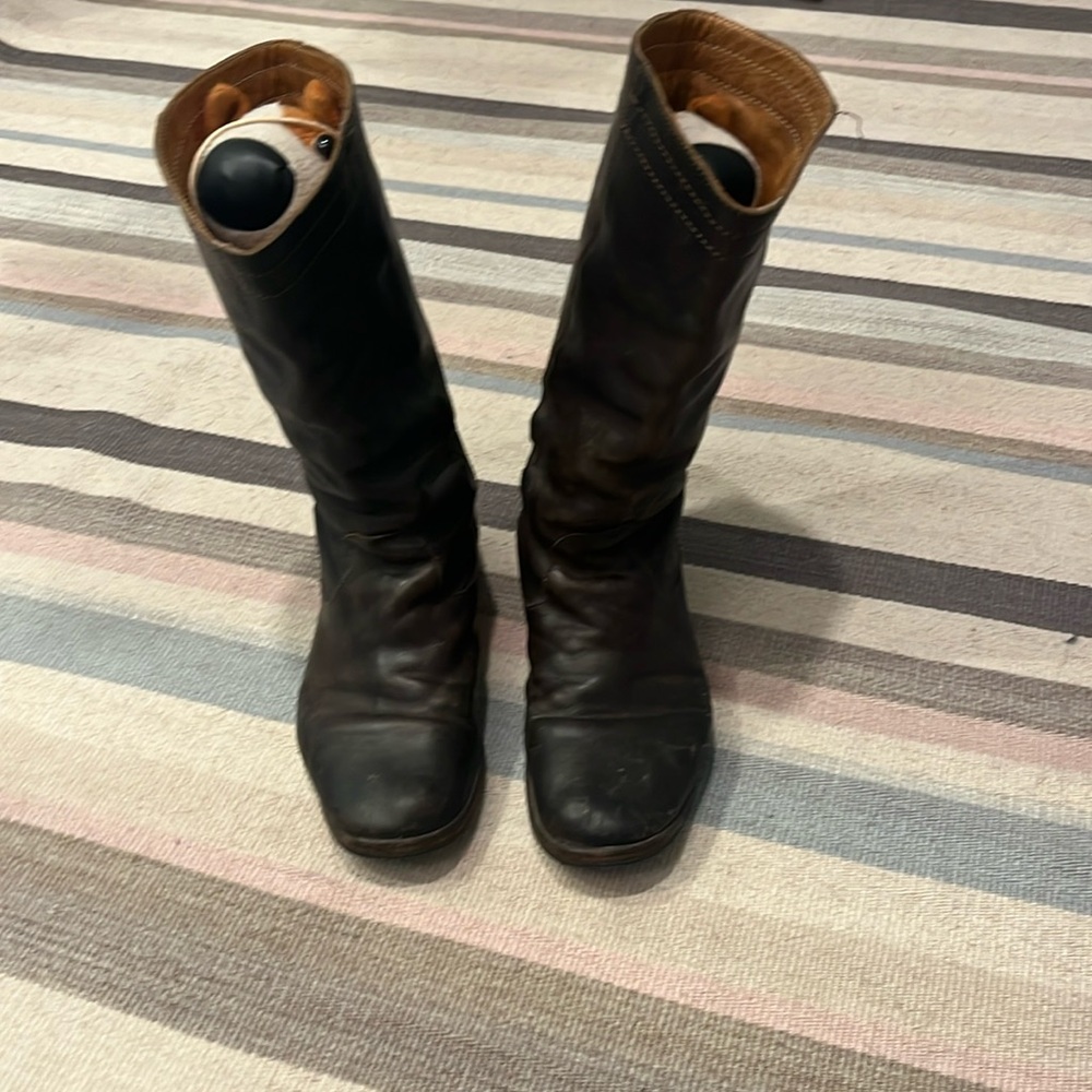 Fiorentini and Baker boots. Size 7. Need a polish and possible re-soling.